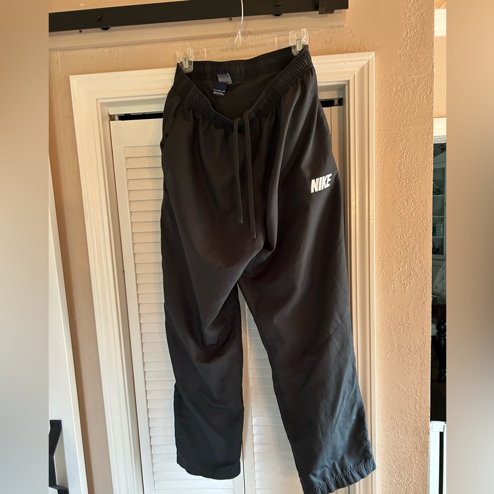 Nike vintage running pants men’s size large.